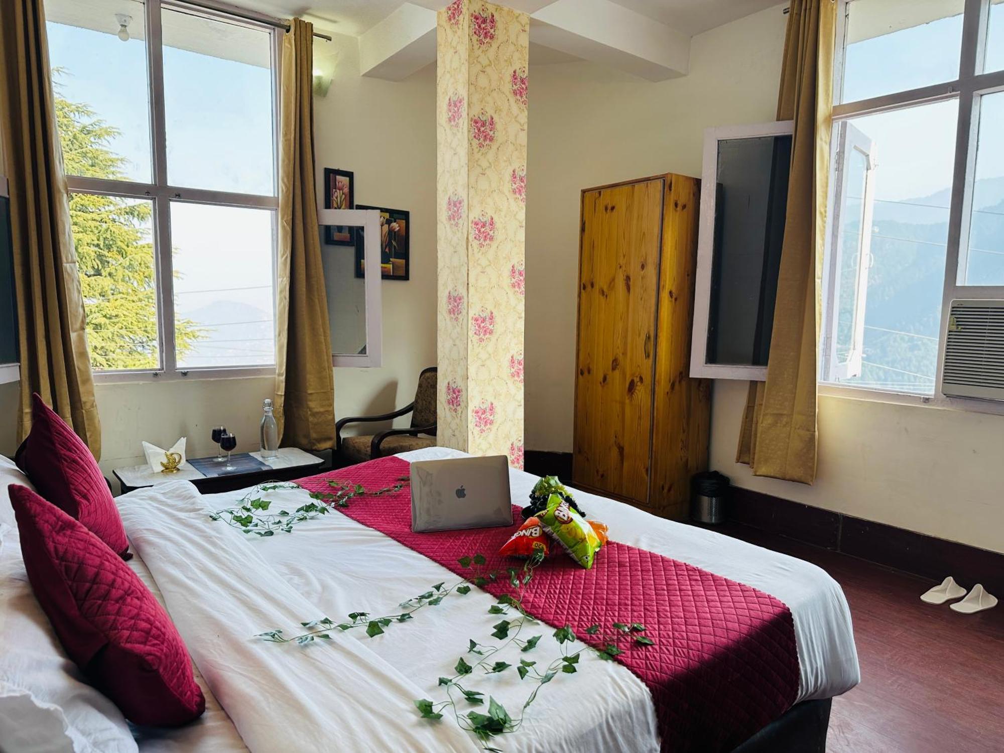 Hotel Mini Switzerland In Dalhousie Exterior photo